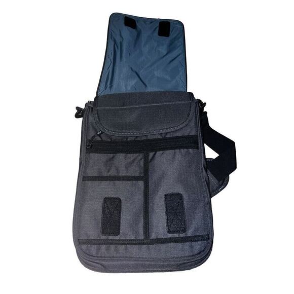 STM Alley Air Tablet Laptop Bag Steel Blue Gray Red - Picture 2 of 9